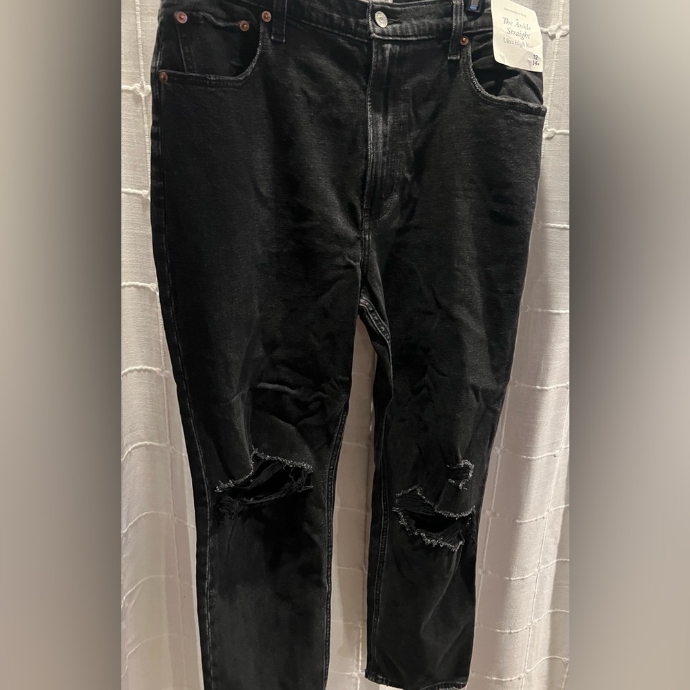 Abercrombie Ultra High Rise Distressed Black Denim Ankle Straight Jeans